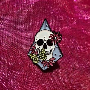 🦋 Floral Skull Enamel Pin
